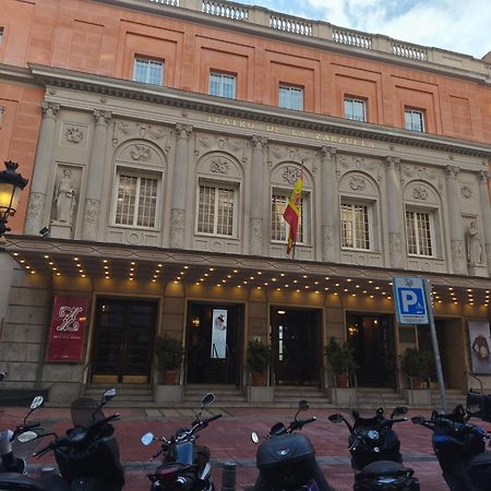 Hostel Latimoamericano Masculino مدريد المظهر الخارجي الصورة