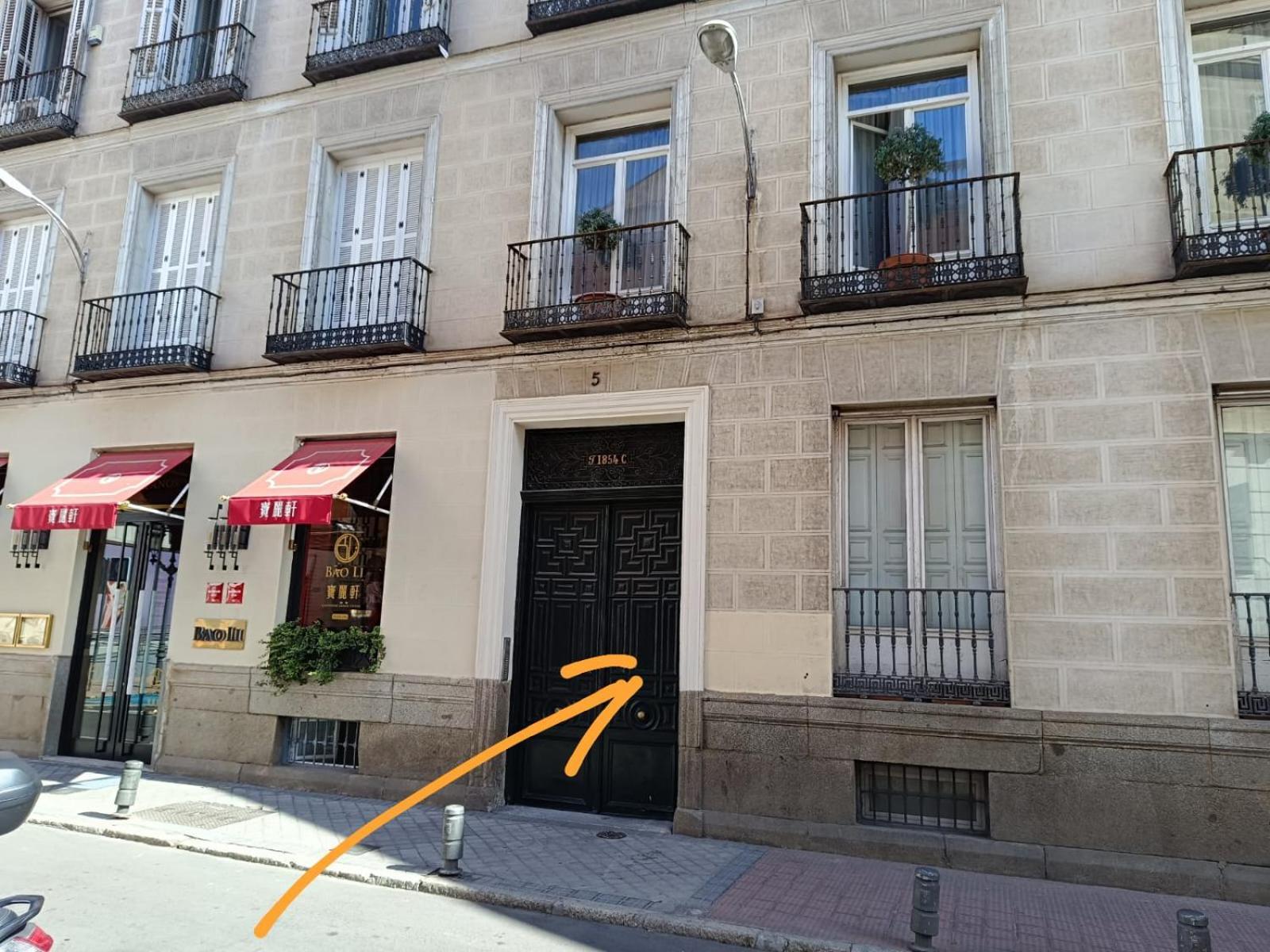 Hostel Latimoamericano Masculino مدريد المظهر الخارجي الصورة